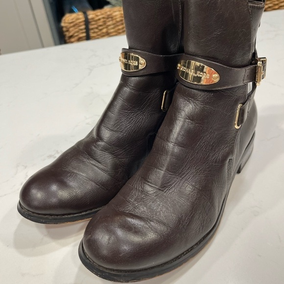Michael Kors Arley Moto Brown Leather Ankle Boots 7 - Picture 2 of 15